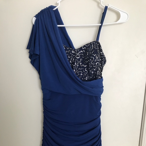 Mini one Shoulder Dress - Picture 2 of 4
